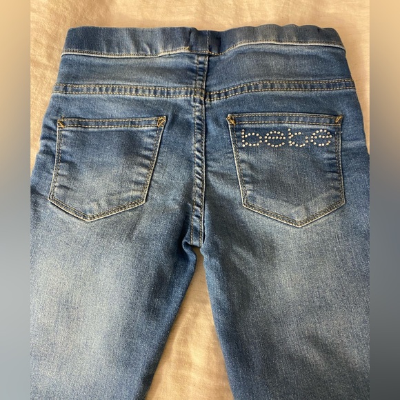 Bebe Girl’s Size 8 pull on jeans with stripes on the side - Picture 4 of 4